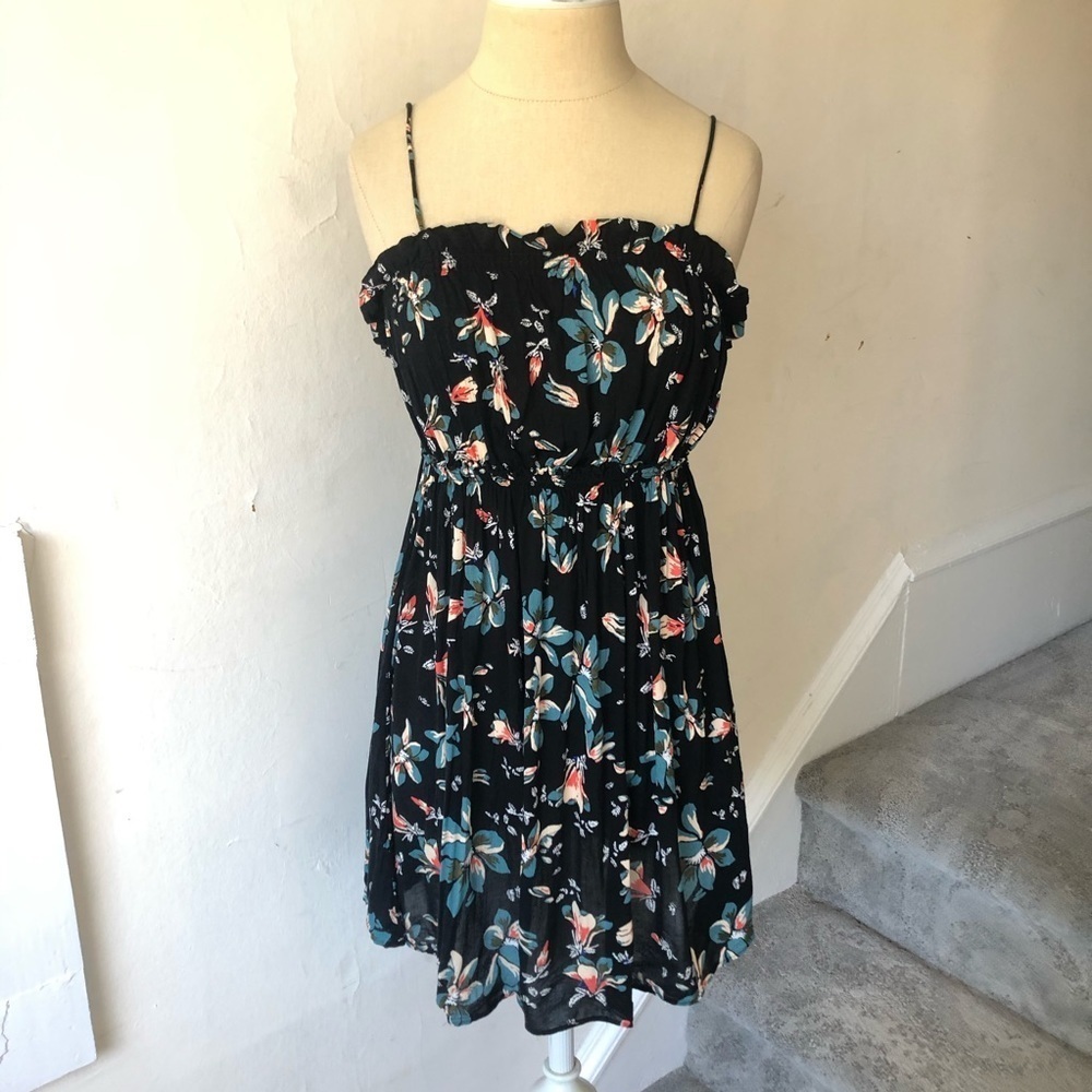 Free People Jolene Black Floral Print Tie Back Ruffle Trim Mini Slip EUC Size XS